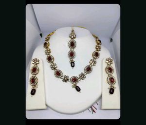 Emerald &amp; Gold-Tone Necklace Earrings Set