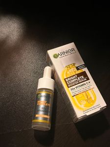 Garnier Bright Complete Booster Serum