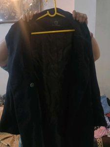 It's An Trench Coat