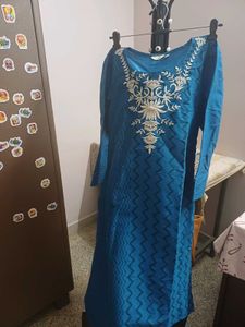 Elegant Blue Kurta with Intricate Embroidery