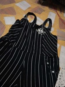 Cute Striped Jumpsuit &amp; Speckled Top Set