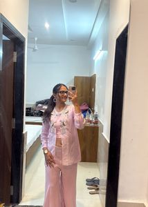 Elegant Pink Embroidered Kurta Set