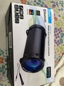 Itek Light Up Wireless Outdoor Speaker