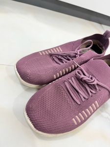 woman Purple Knit Sneakers