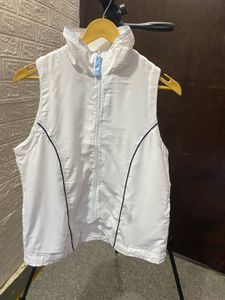 lotto Sleeveless White Zip-Up Jacket