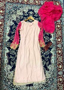 pakistani pink suit 3 piece set🌷