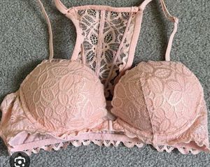 Pink Lace Push-Up Bra