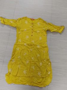 Yellow Leaf Print Kurta