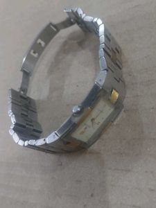 Vintage Titan analog quartz wrist watch