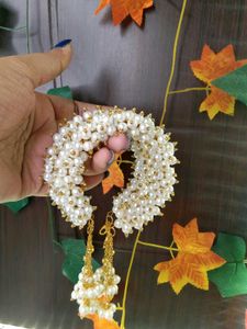 Elegant Pearl Beaded Bracelet Set with Golden Bead