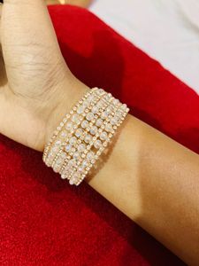 Stunning Crystal Bracelet new with tag