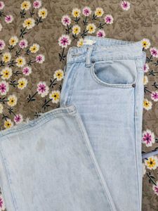 Light Wash Wide Leg Jeans