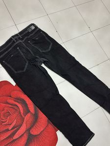 Stylish Black Contrast Stitch Jeans