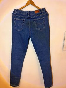 Flacon Fitted Jeans