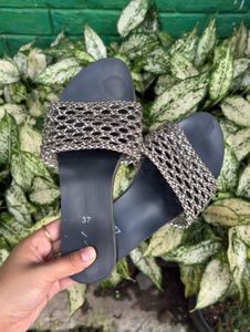 Stylish Woven Strap Slide Sandals