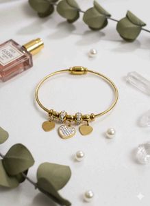 Heart Charm Bangle