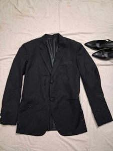 black formal blazer