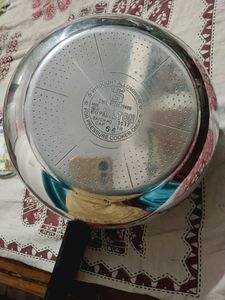 Milton Pressure Cooker Handi 5.5 Litre
