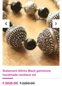 (PRICEDROP!!) Black onyx hand made neck/ear set