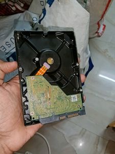 Western Digital 2TB Hard Drive fully working