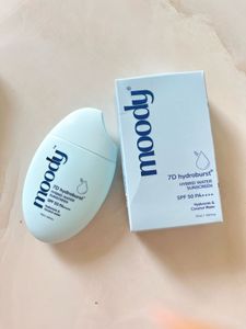 Moody 7D Hydroburst Hybrid Water Sunscreen SPF 50