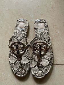 Miller❤️flats SALE