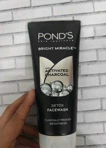 Pond's Bright Miracle Detox Facewash