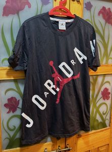 Original Jordan T-Shirt XL – Clean & Comfy 🖤