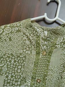 Green Patchwork Kurta with Tie