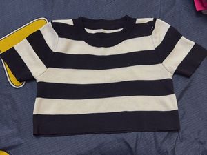 Striped Cropped Knit Top