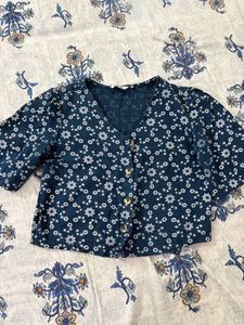 Navy V-Neck crop top