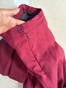 💥Maroon Pleated Mini Skirt