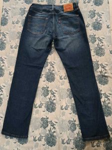 Levi's straight fit Navy Blue jeans