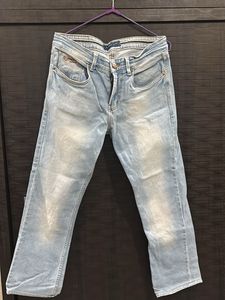 Light Wash Denim Jeans