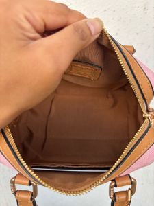 Coach Mini rowan Bag - Pink Signature