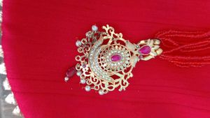 Elegant Red Beaded Necklace Set