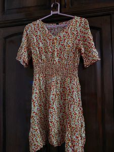 Chic Floral Smocked Waist Dress