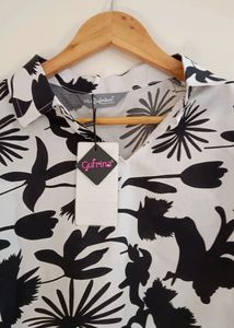 New (tag) Top For Women