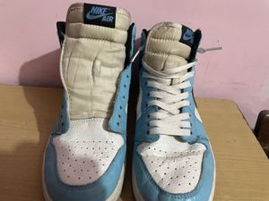 Nike Air Jordan 1 UNC
