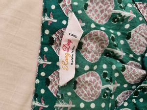 Green Printed Front Button Cotton Kurta