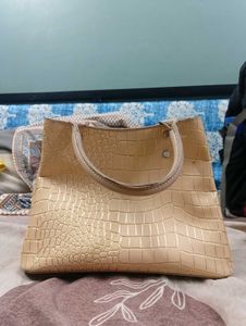 Chic Beige Croc-Embossed Handbag