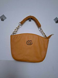 Stylish Mustard Handbag with Gold Chain