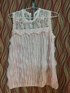 Chic Lace &amp; Pleated Sleeveless Top