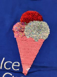 T-Shirt with  Sequins 3-4 years