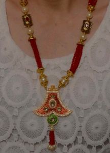 🆕Beautiful necklace set.              jewelry, necklace, women, forever21, beauty, beads, jaipurjewelry, chain, choker, earrings,
