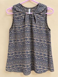 Stylish Sleeveless Floral Print Top