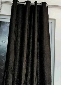 Curtain (9ft.) 4 Pic.