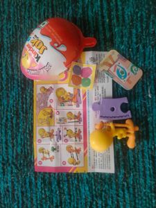 Tweety Bird Toy with Mirror like new just opened