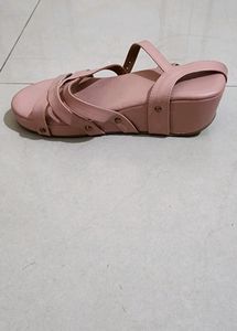 Nude Pink Eridani Wedes
