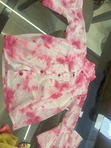Chic Floral Print Ruffle Top